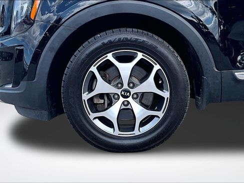 Used 2020 Kia Telluride EX AWD/4WD image 10