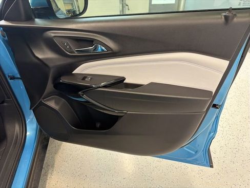 New 2026 Chevrolet Trax LT w/ Driver Confidence Package image 34