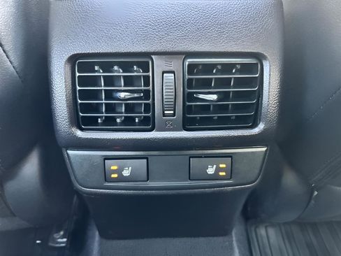 Used 2016 Subaru Outback 2.5i Limited image 19