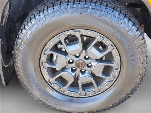 Used 2023 Nissan Frontier PRO-4X w/ Pro-4X Premium Package AWD/4WD image 28