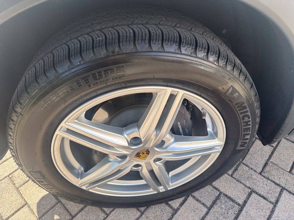 Used 2016 Porsche Cayenne Diesel AWD/4WD image 26