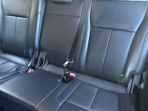 Used 2024 Ford Expedition Max XLT image 15