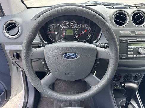 Used 2010 Ford Transit Connect XLT FWD image 9