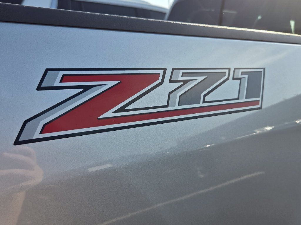 Used 2017 Chevrolet Colorado Z71 RWD image 5
