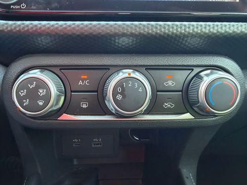 Certified 2024 Nissan Kicks SV FWD image 32