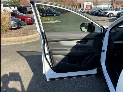 New 2025 Nissan Murano SL w/ Cargo Package image 11