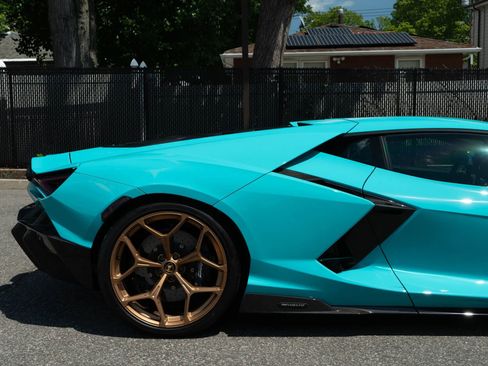 Used 2024 Lamborghini Revuelto AWD/4WD image 33