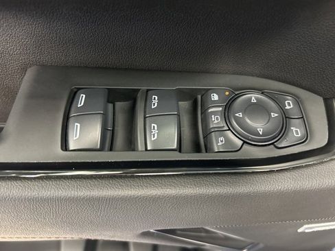 Used 2025 GMC Sierra 3500 AT4 w/ AT4 Premium Plus Package image 14