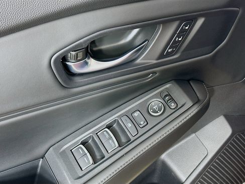 Used 2024 Honda Accord Sport image 17