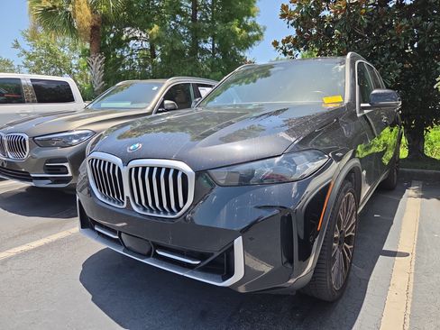 Used 2024 BMW X5 sDrive40i RWD image 3