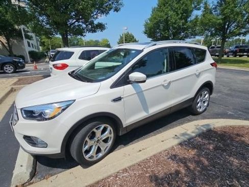 Used 2019 Ford Escape Titanium FWD image 1