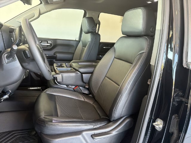 Used 2021 Chevrolet Silverado 1500 Custom Trail Boss w/ Midnight Edition AWD/4WD image 20