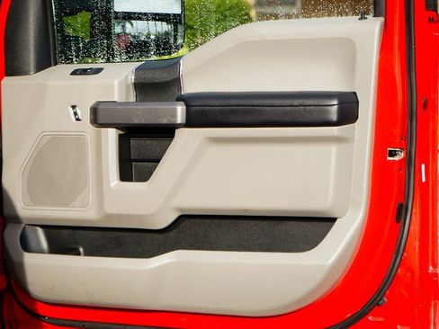 Used 2020 Ford F250 XLT w/ FX4 Off-Road Package image 41