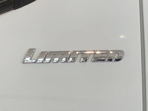 Certified 2023 Toyota Tacoma Limited AWD/4WD image 12