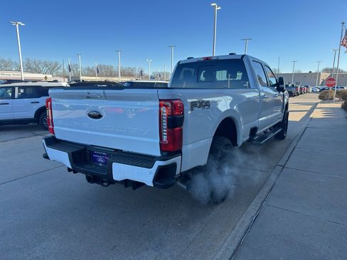 New 2026 Ford F350 XLT w/ XLT Premium Package image 5