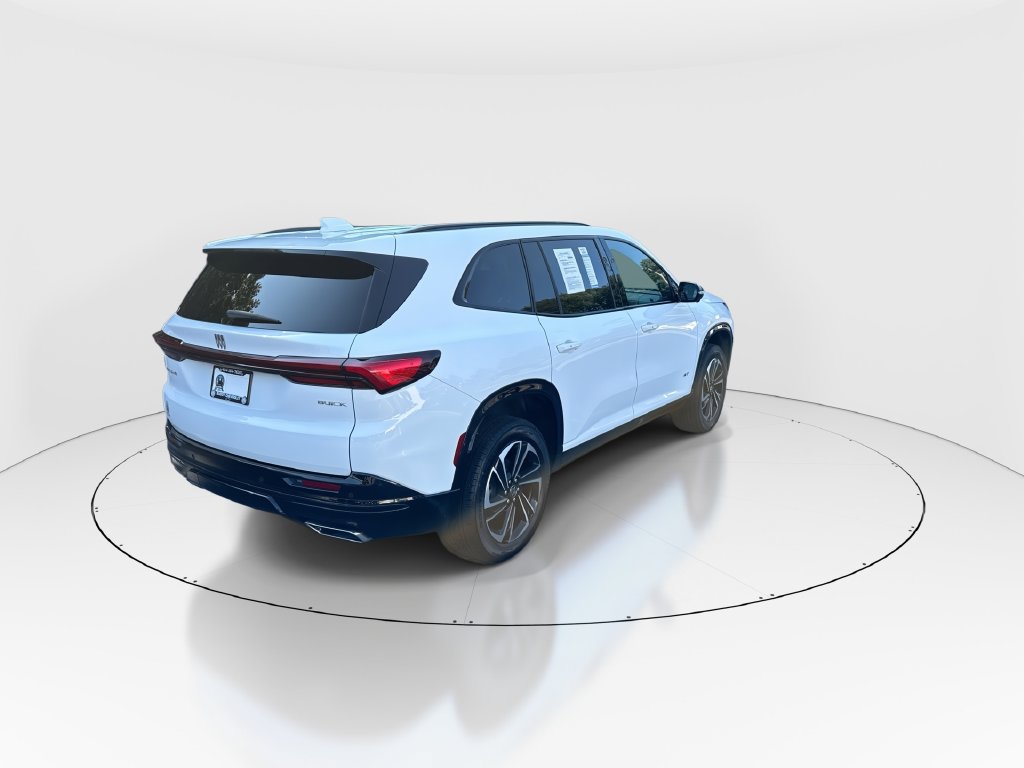 Used 2025 Buick Enclave Sport Touring FWD image 8