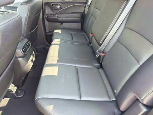 Used 2025 Honda Ridgeline RTL image 14