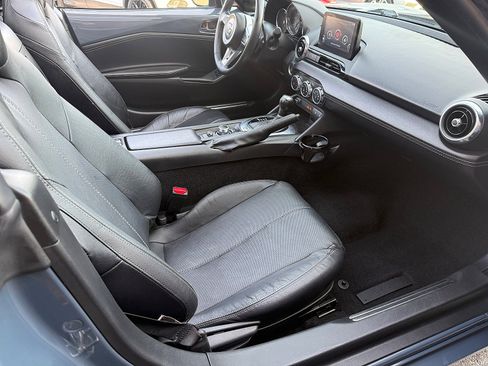 Used 2021 MAZDA MX-5 Miata RF Grand Touring image 28