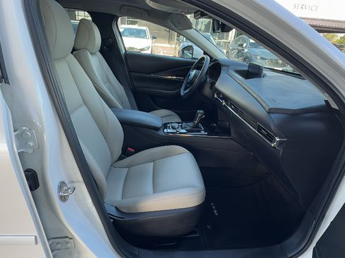Certified 2024 MAZDA CX-30 AWD 2.5 S w/ Preferred Package image 23