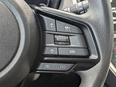 Used 2024 Subaru Crosstrek 2.0i Premium image 25