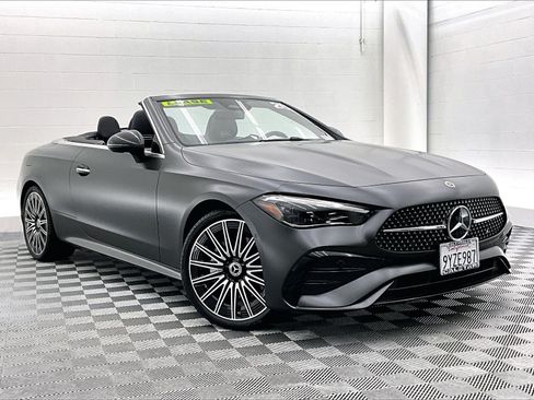 Used 2026 Mercedes-Benz CLE 300 4MATIC Cabriolet image 34