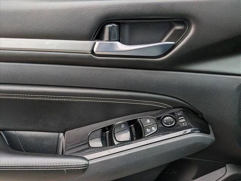 Used 2021 Nissan Altima 2.5 SV image 14