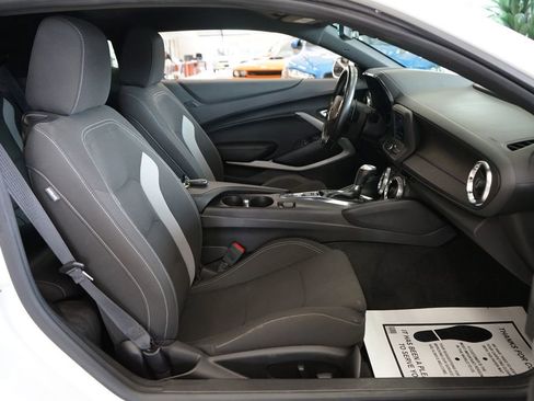 Used 2023 Chevrolet Camaro LT RWD image 40