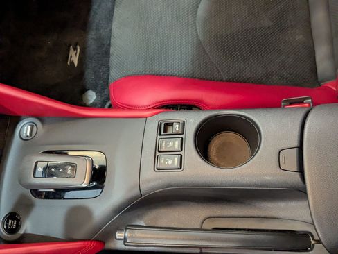 Used 2025 Nissan Z Performance w/ Floor Mat Package RWD image 14