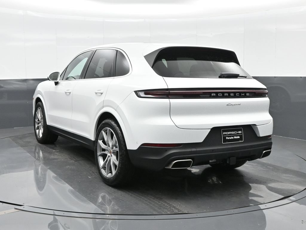 Certified 2026 Porsche Cayenne AWD/4WD image 3
