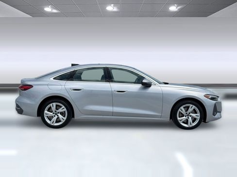 Used 2025 Audi A5 2.0T Premium Plus w/ Premium Plus AWD/4WD image 8