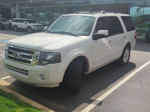 Used 2013 Ford Expedition Limited RWD image 2