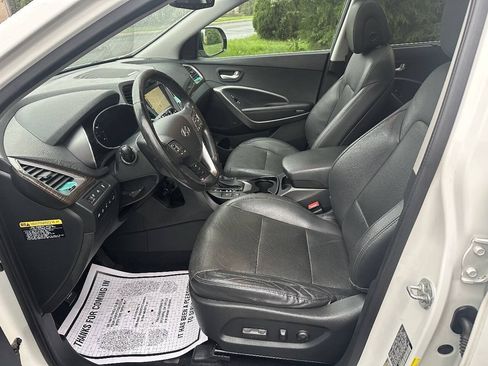 Used 2015 Hyundai Santa Fe GLS w/ Option Group 03 AWD/4WD image 9