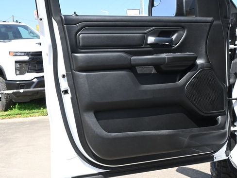 Used 2025 RAM 1500 Classic Warlock AWD/4WD image 16