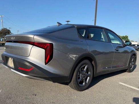 Certified 2025 Kia K4 FWD image 7