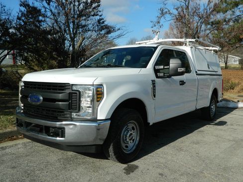 Used 2019 Ford F350 XL w/ XL Value Package image 1