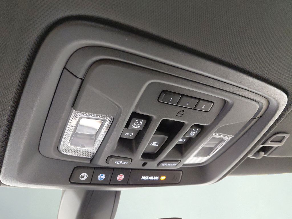 Used 2019 Chevrolet Silverado 1500 High Country w/ Max Trailering Package AWD/4WD image 52