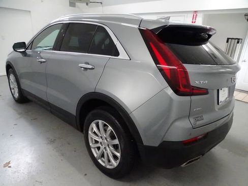 Certified 2023 Cadillac XT4 Luxury w/ Cold Weather Package image 20