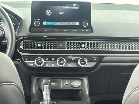 Used 2022 Honda Civic EX-L image 16