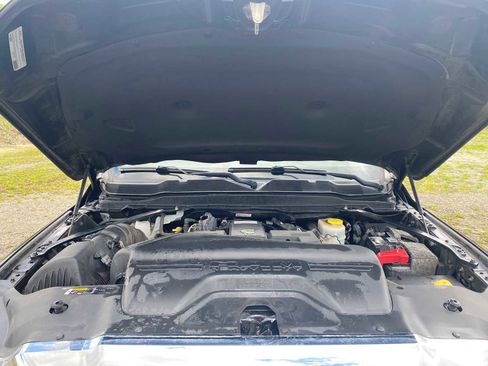 Used 2019 RAM 2500 Limited AWD/4WD image 3