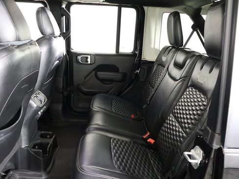 Used 2022 Jeep Wrangler Unlimited Sport image 31