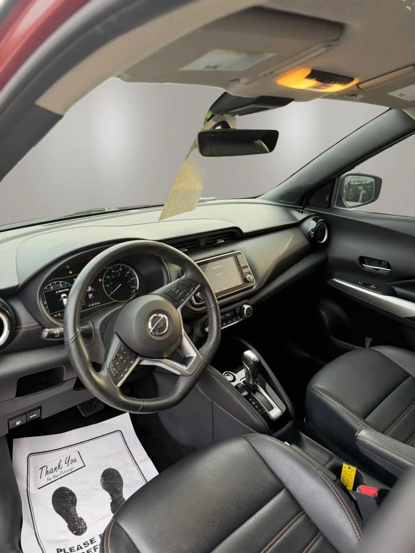 Used 2020 Nissan Kicks SR w/ SR Premium Package FWD image 12