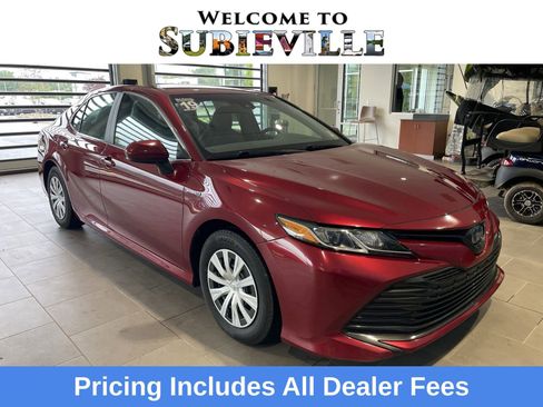 Used 2019 Toyota Camry LE FWD image 1