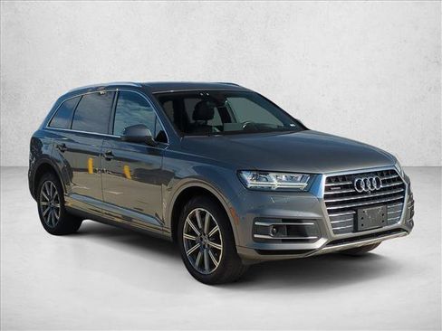 Used 2018 Audi Q7 3.0T Prestige w/ Prestige Package AWD/4WD image 3