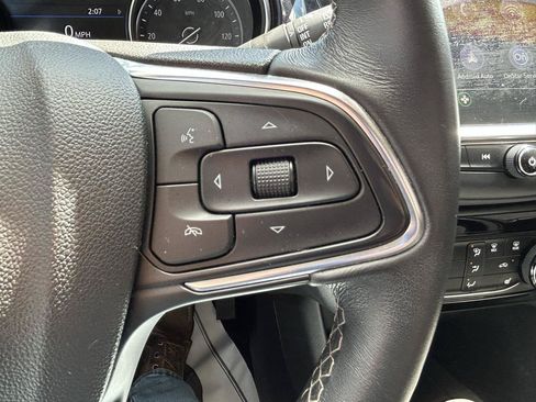 Used 2022 Buick Encore GX Preferred w/ Cold Weather Comfort Package AWD/4WD image 19