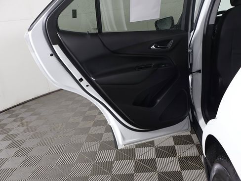 Used 2019 Chevrolet Equinox LT image 21