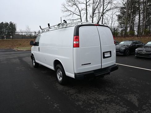 Used 2022 Chevrolet Express 2500 Work Van w/ Driver Convenience Package image 4