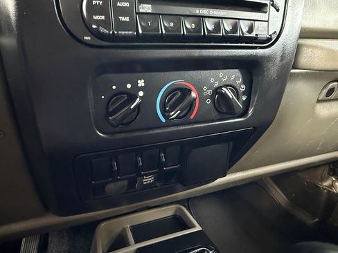 Used 2006 Jeep Wrangler Sport w/ 30" Tire & Wheel Group image 23