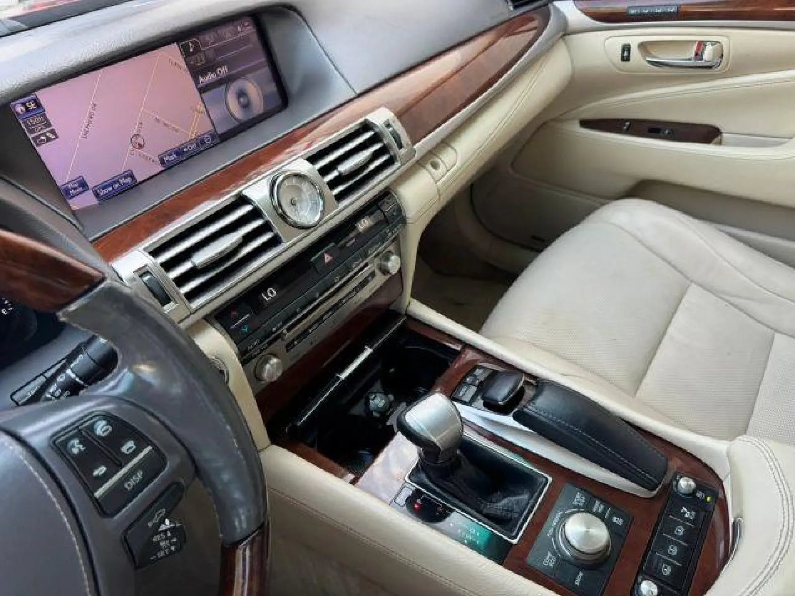 Used 2013 Lexus LS 460 L w/ Ultra Luxury Pkg AWD/4WD image 40