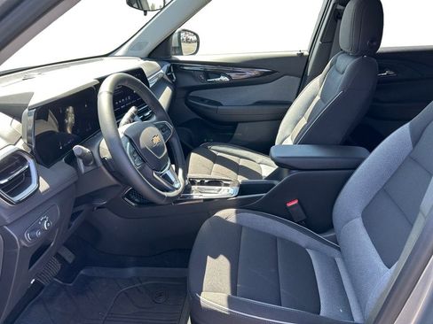 New 2026 Chevrolet TrailBlazer LT w/ LPO, Blackout Package AWD/4WD image 10