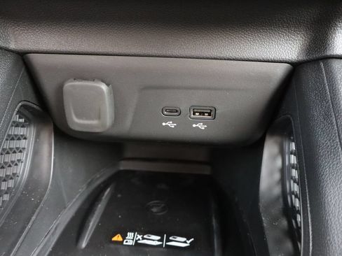 New 2026 Chevrolet TrailBlazer LT w/ Convenience Package FWD image 19